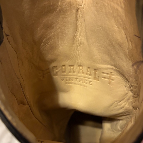 Corral Vintage Black with Teal Embellished Boots - Picture 11 of 11